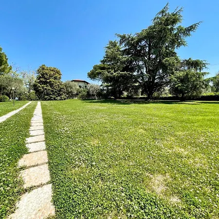 Vila Antonio San Felice del Benaco