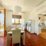 Vila Antonio *